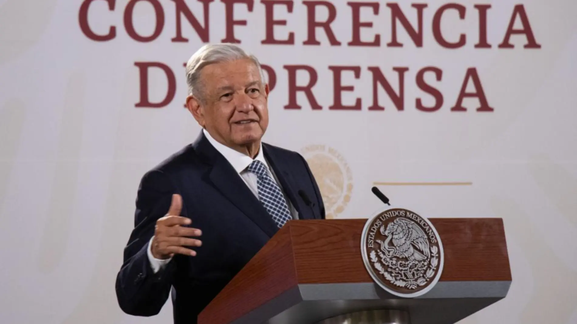 Me estoy aplicando para no dejar pendientes y retirarme de la política, asegura AMLO